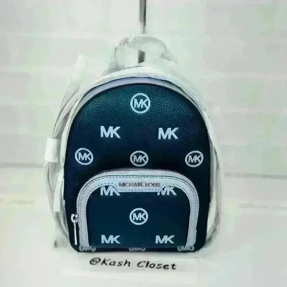 Michael Kors | Bags | Michael Kors Jaycee Extrasmall Logo  display picture 2